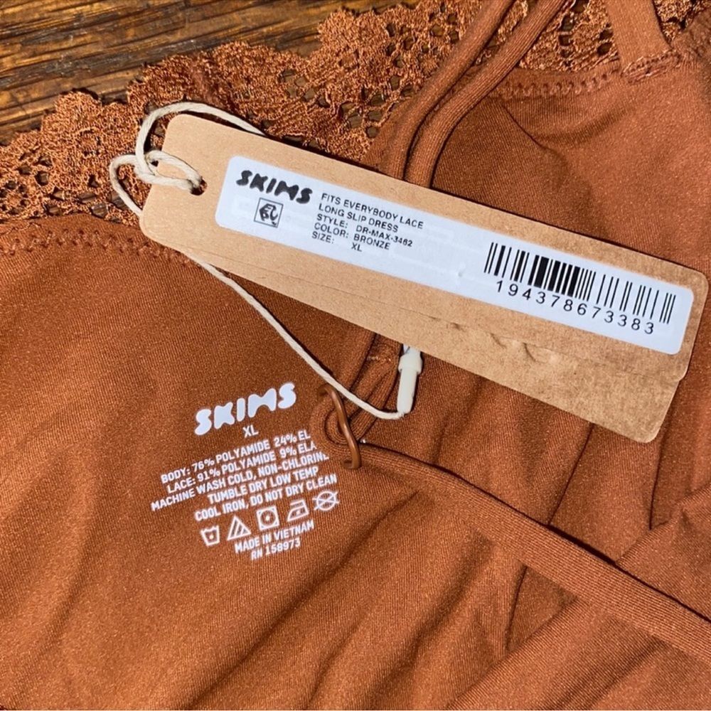 NWT SKIMS•FITS EVERYBODY Lace long slip dress XL - Picture 2 of 4